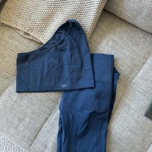 SET ACTIVE — Set top & bottom